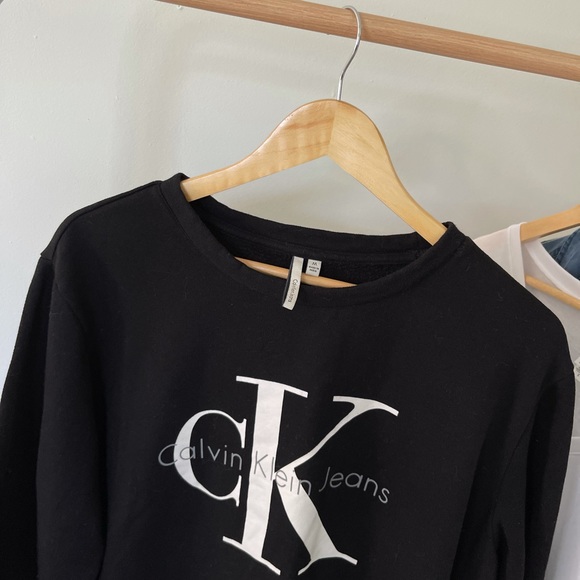 Calvin Klein — Crewneck Sweatshirt — M — Black - Picture 5 of 5